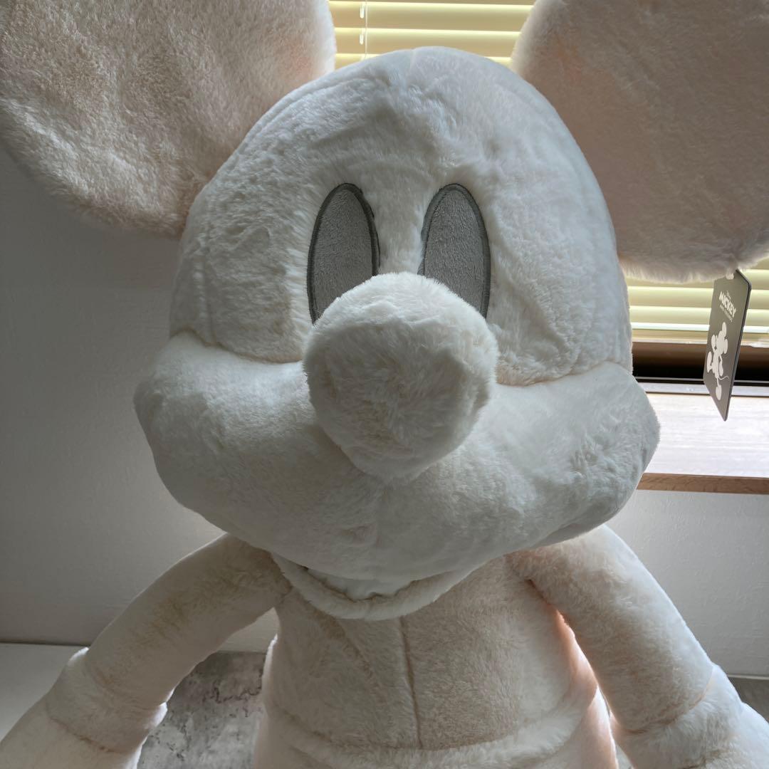 ⚫︎8/0204i06 ミッキーマウス　白