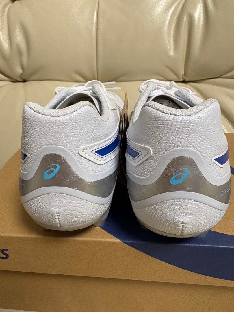 ❤️新品 未使用 タグ付き asicsサッカースパイク 27.5㎝