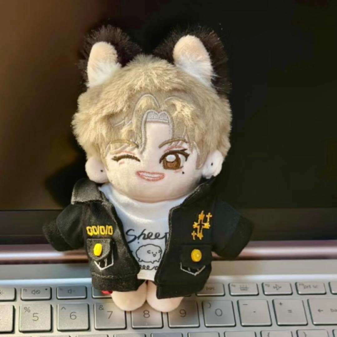 wayv ヤンヤン　10cm ぬいぐるみ　新品　マスター