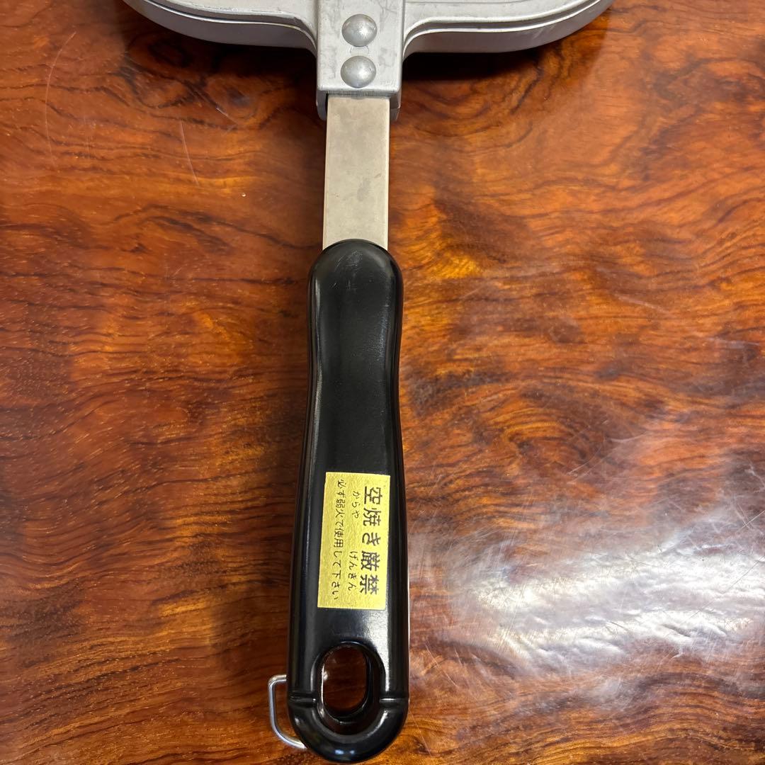 ハローキティ 焼き型 7個分 アルミ製　レア