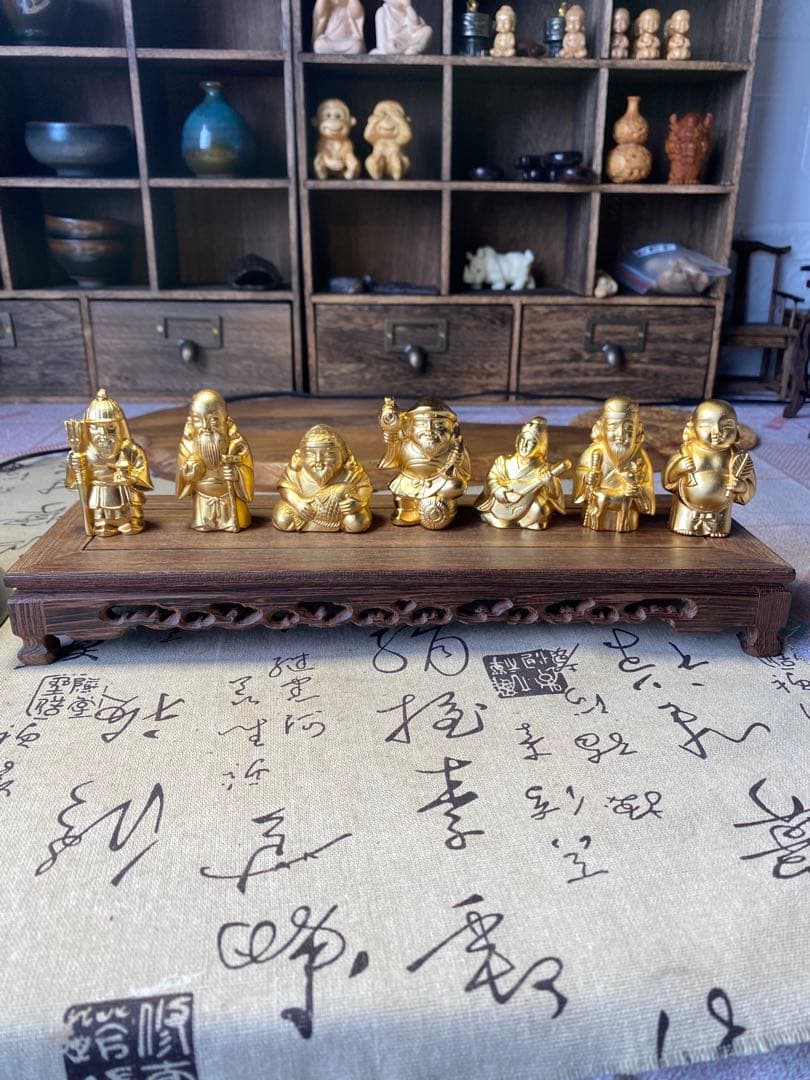 花台付き　七福神 大黒天 恵比寿天 置物 縁起物 金色 7体セット 商売繁