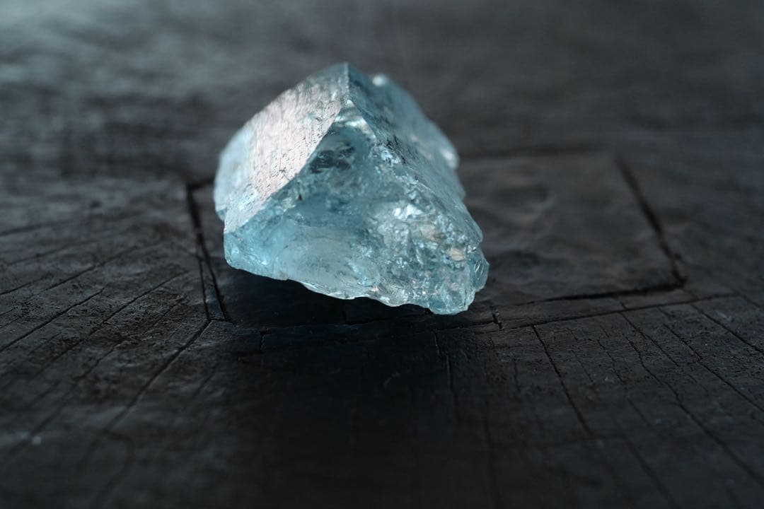 トパーズの原石 / topaz / 非加熱