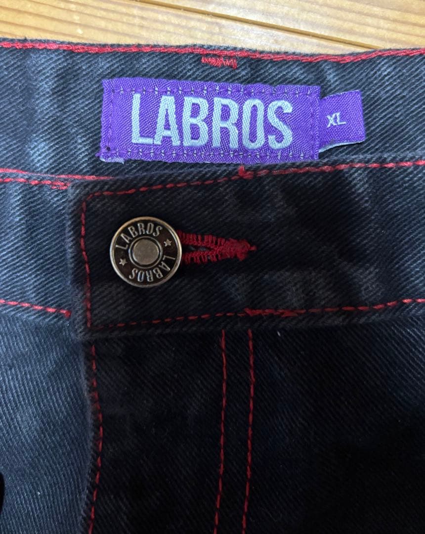 LABROS 花刺繍 ブラックデニム 完売品