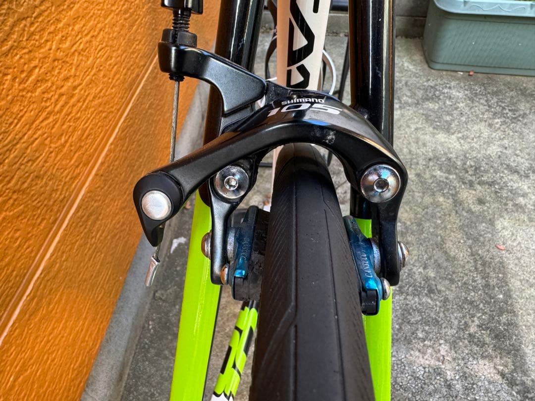 ロードバイク キャノンデール CAAD10 2015年　サイズ52