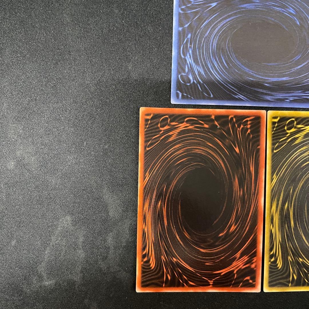 オベリスクの巨神兵　オシリスの天空竜　ラーの翼神竜　G4 シークレット　遊戯王