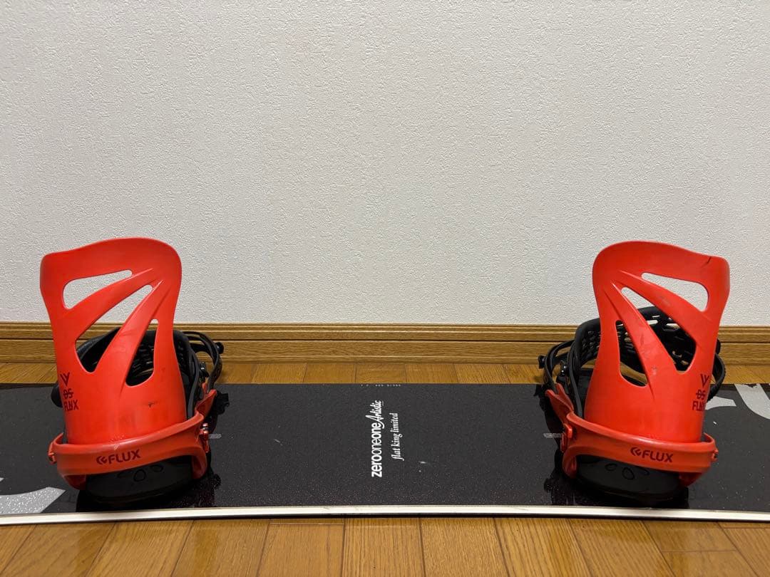 スノーボード 011 artistic flatking 152 + FLUX DS