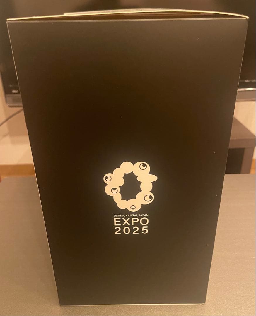 【新品同様】ミャクミャク　貯金箱 ブラック　黒 フィギュア