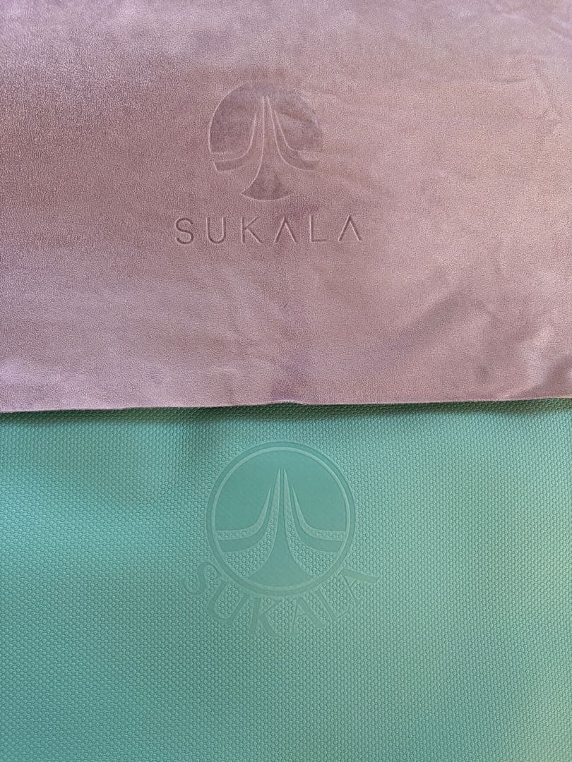 ⭐︎ホットヨガスタジオLAVA⭐︎SUKALA 薄型ヨガマット、ヨガラグ2点セット