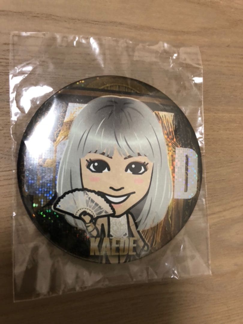 楓 GOLD 75mm缶バッチ