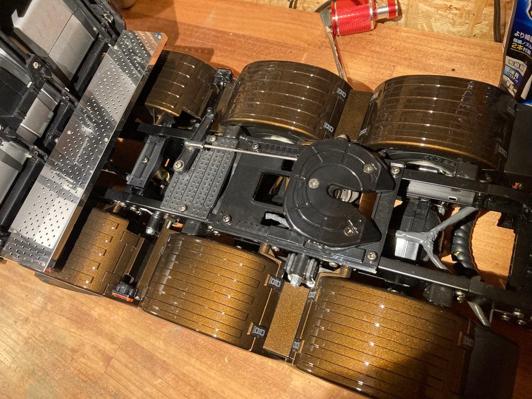 タミヤスカニア8×4  B09マラケシュブラウンウレタン鏡面塗装仕上げ