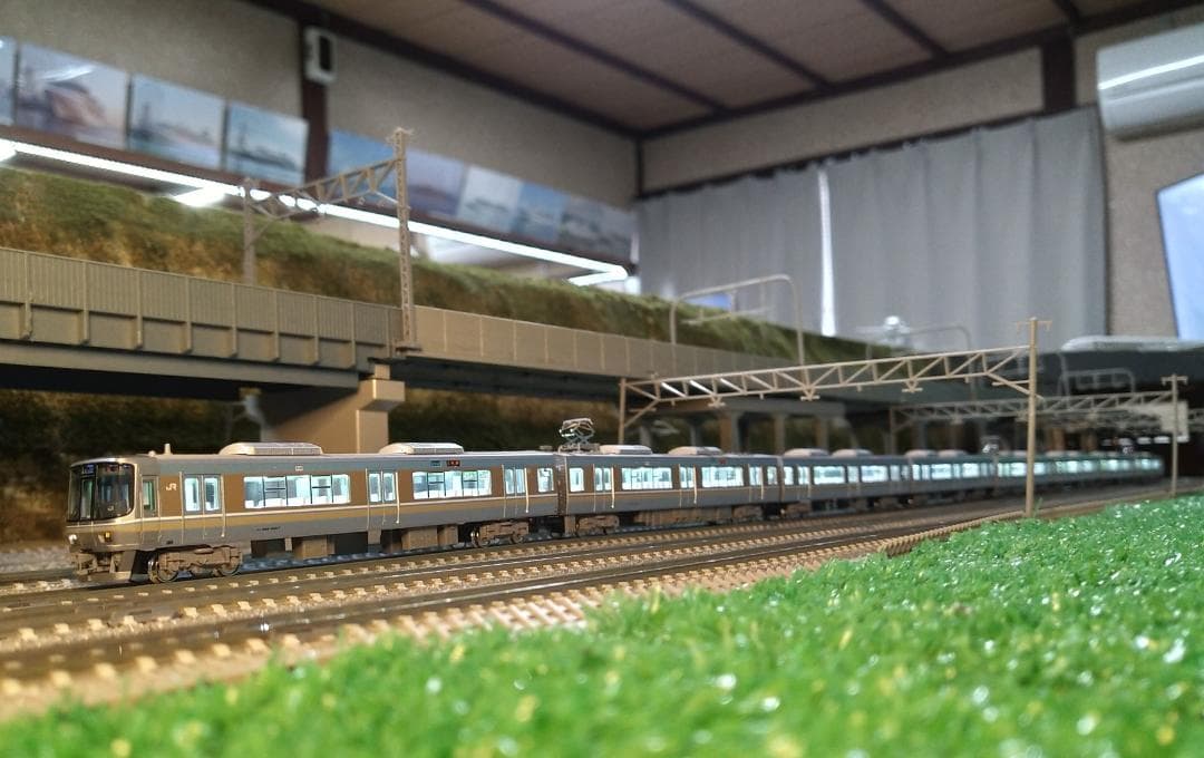 JR 223系 2000番台 (2次車) <新快速> 8両セット