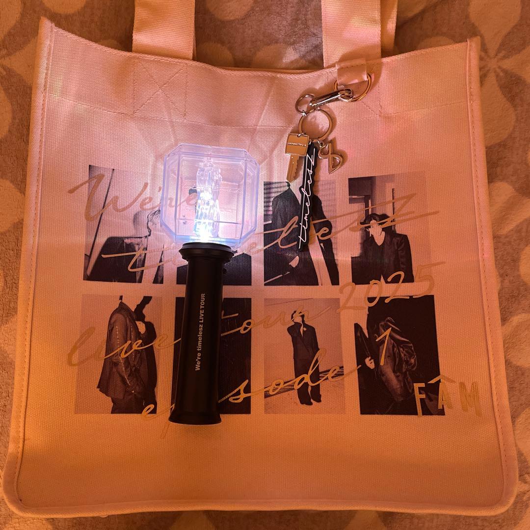 timelesz ペンライト キーリング バッグ