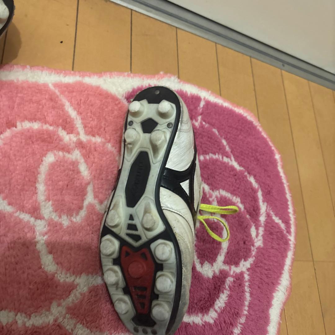 Mizuno Morelia Neo II サッカーシューズ25.5