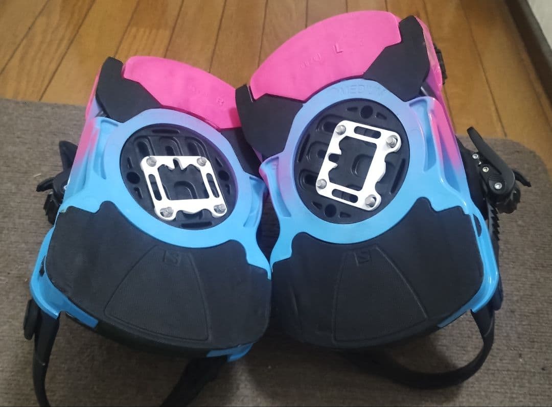 サロモン　ホログラム　M　ビンディング