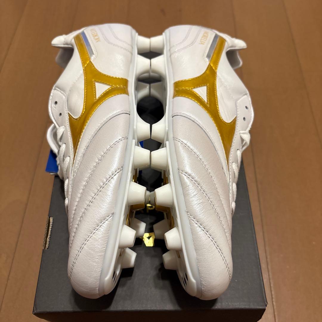 値下げ‼️モレリア2Japanホワイト/ゴールド 27.0