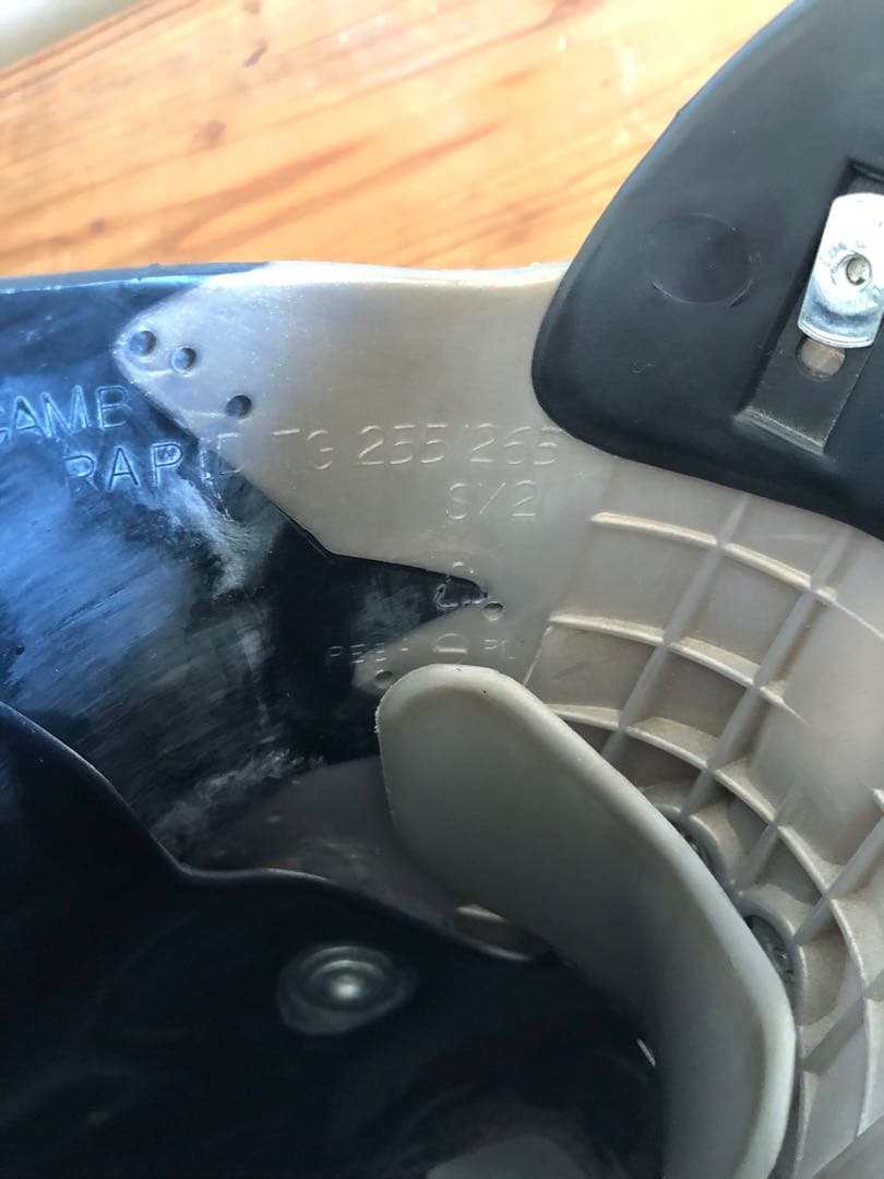 ガルモント　ブードゥー　テレマークブーツ　25.5センチ　75mm規格