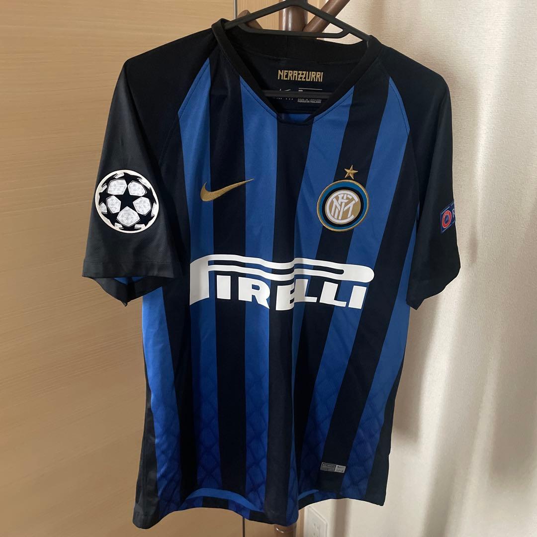 インテル　イカルディユニフォーム