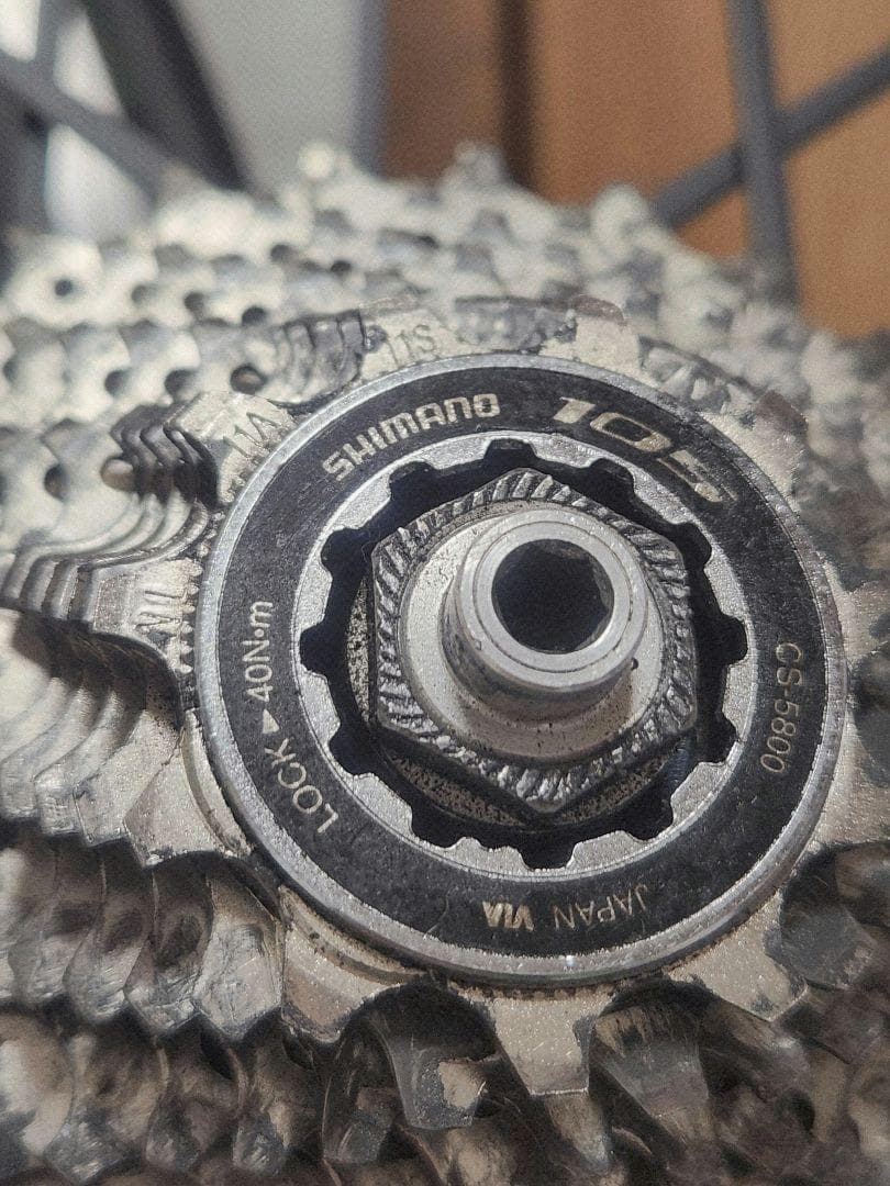 カンパニョーロ シャマルウルトラ C15 シマノ105 スプロケット＆袋付き