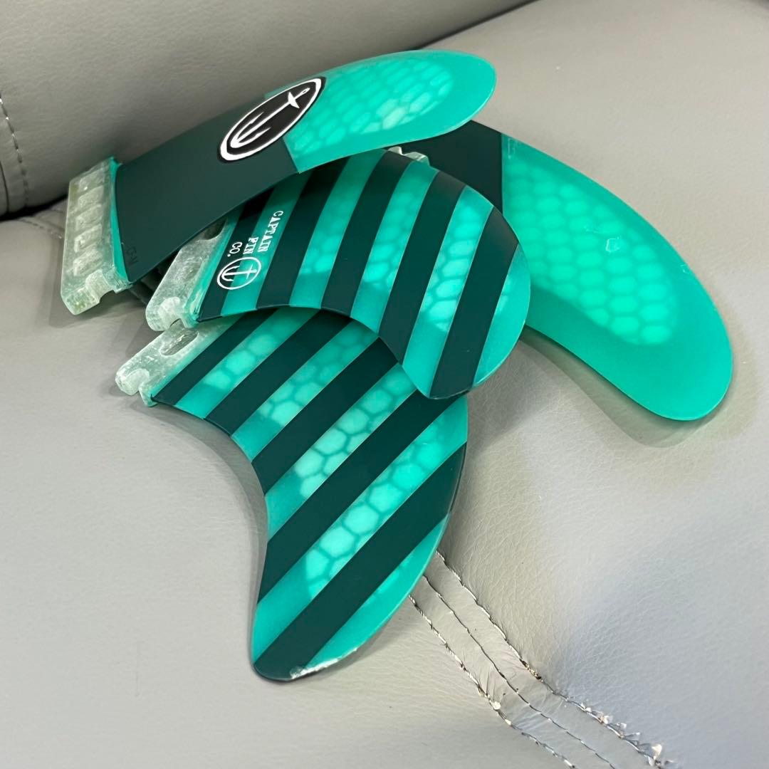 CAPTAIN FIN キャプテンフィン　クアッドフィン　MEDIUM