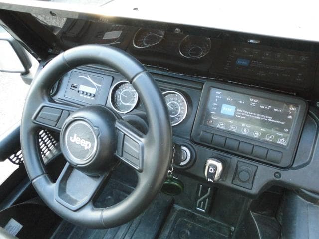 ２人乗り可能ラジコンカー　子供が乗れる＜Ｊｅｅｐ＞　現役動作品 　引き取り希望