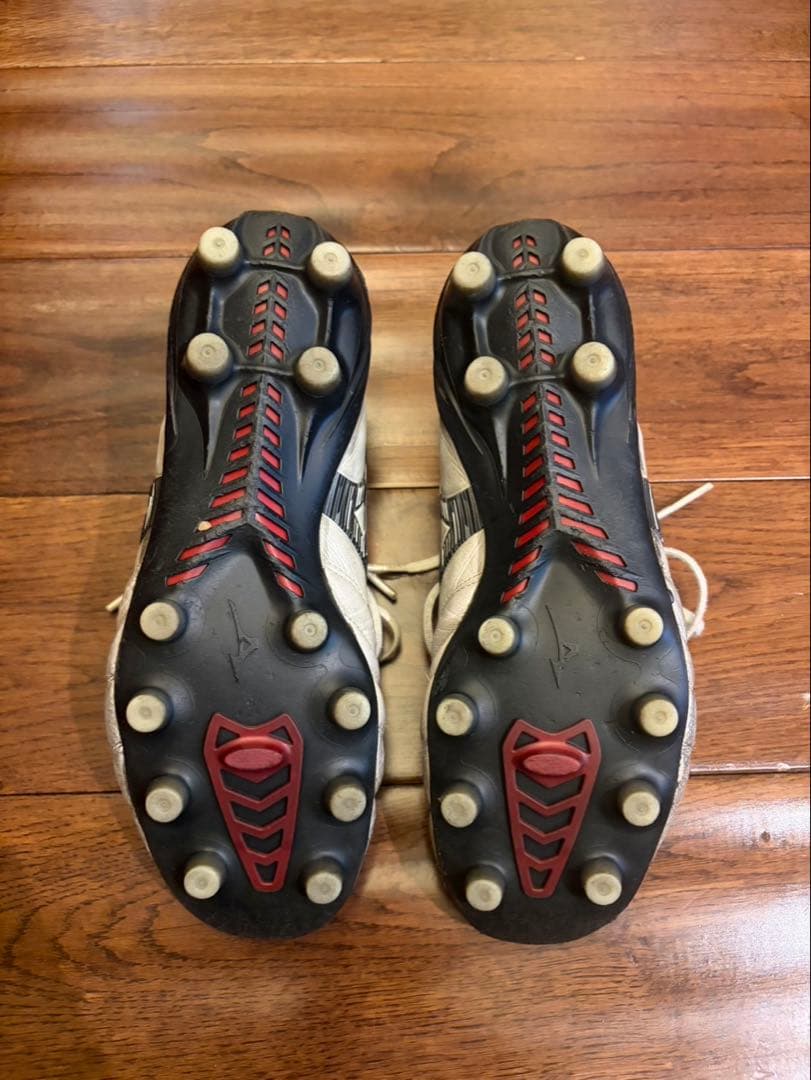 Mizuno Morelia NEO サッカーシューズ ホワイト/レッド