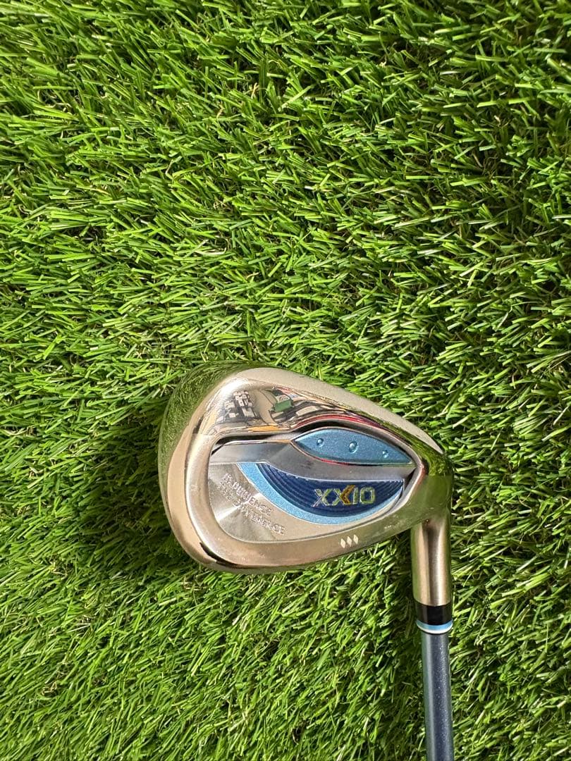 レディース綺麗め！ゼクシオ13 XXIO13 7番アイアンフレックスA