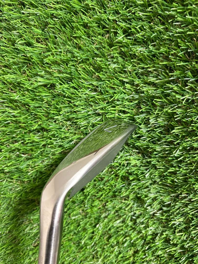 レディース綺麗め！ゼクシオ13 XXIO13 7番アイアンフレックスA