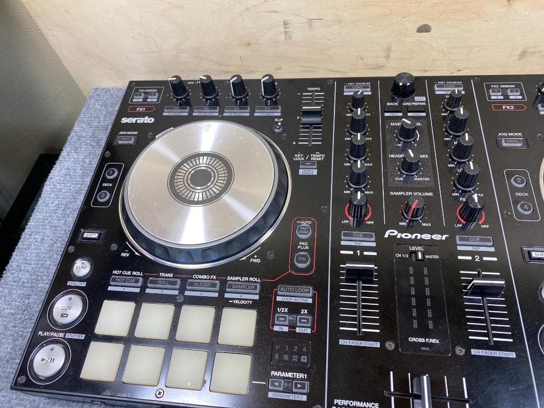 084 pioneer DDJ-SR DJコントローラー