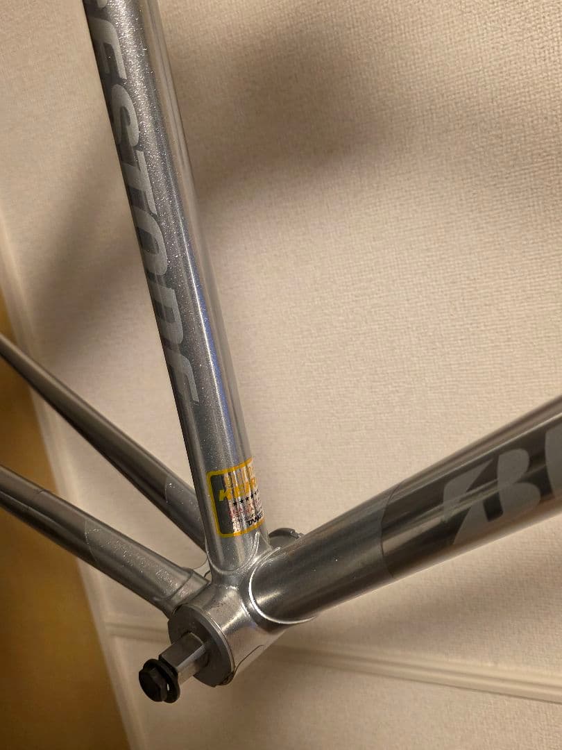 ブリジストン ピストフレーム