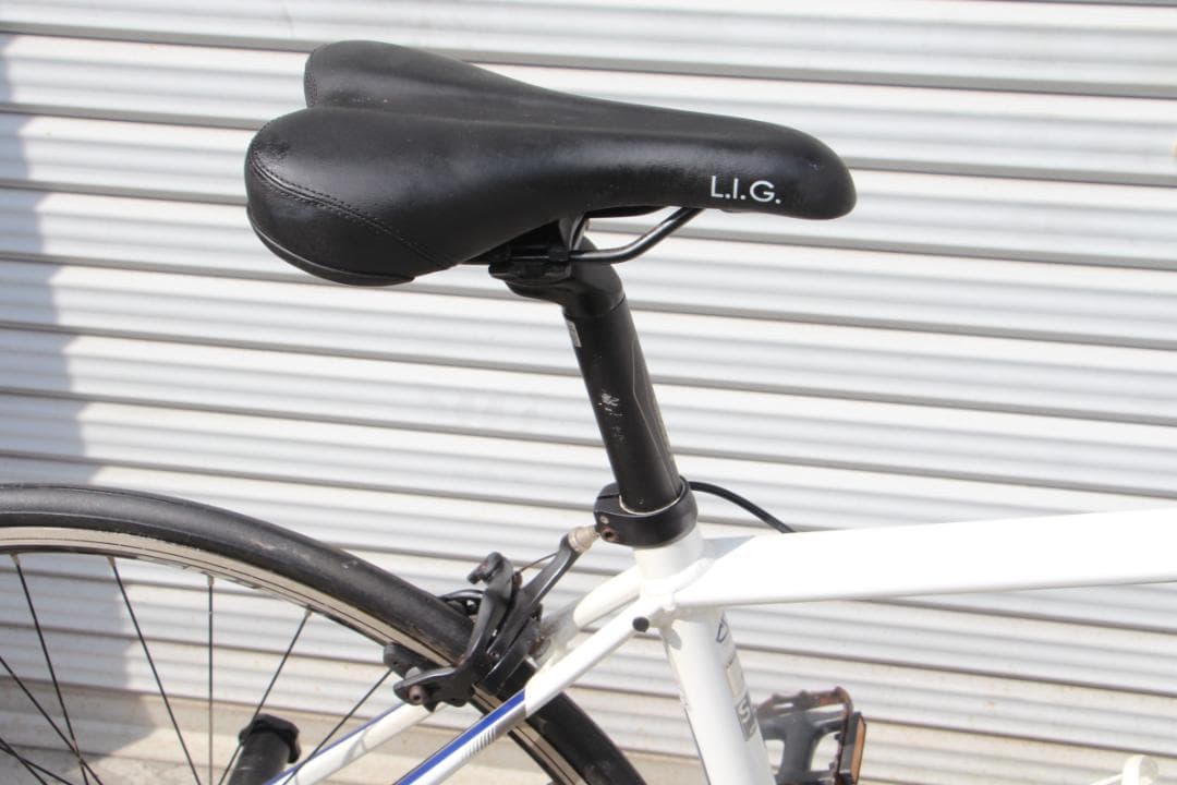 引き取り限定♪人気のGIANT♪DEFY 4♪ロードバイク入門用にどうぞ♪