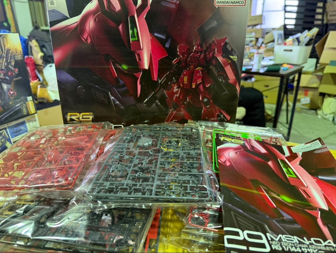 S990 RG MSN-04サザビー ガンダム プラモデル 新品未開封