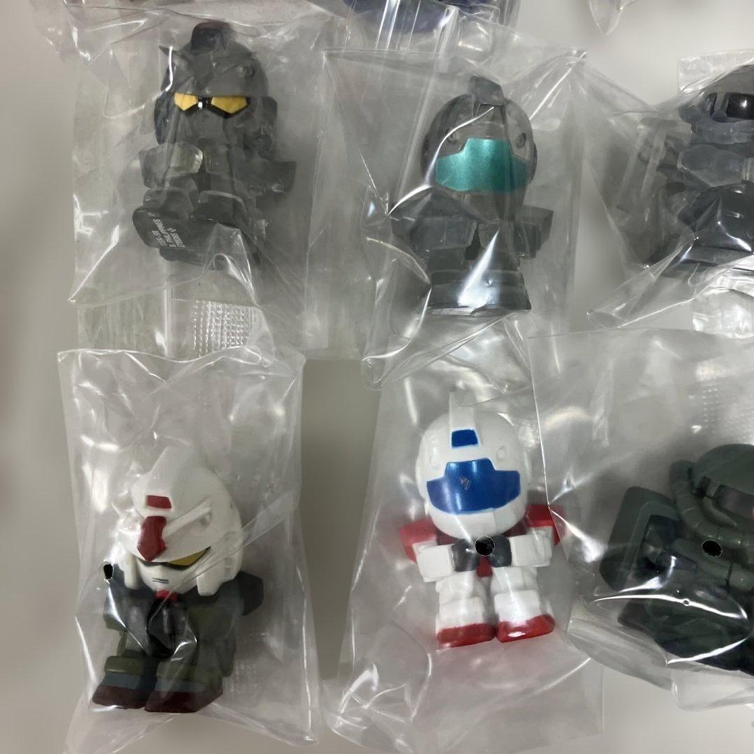 まちぼうけガンダムの場合24個 その1、2、3、4、BK、リアルタイプカラー