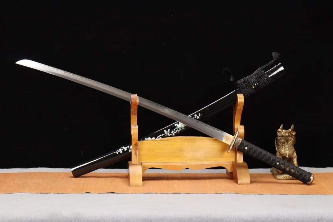 【武士一雲竜】武具　刀装具　日本刀　模造刀 居合刀