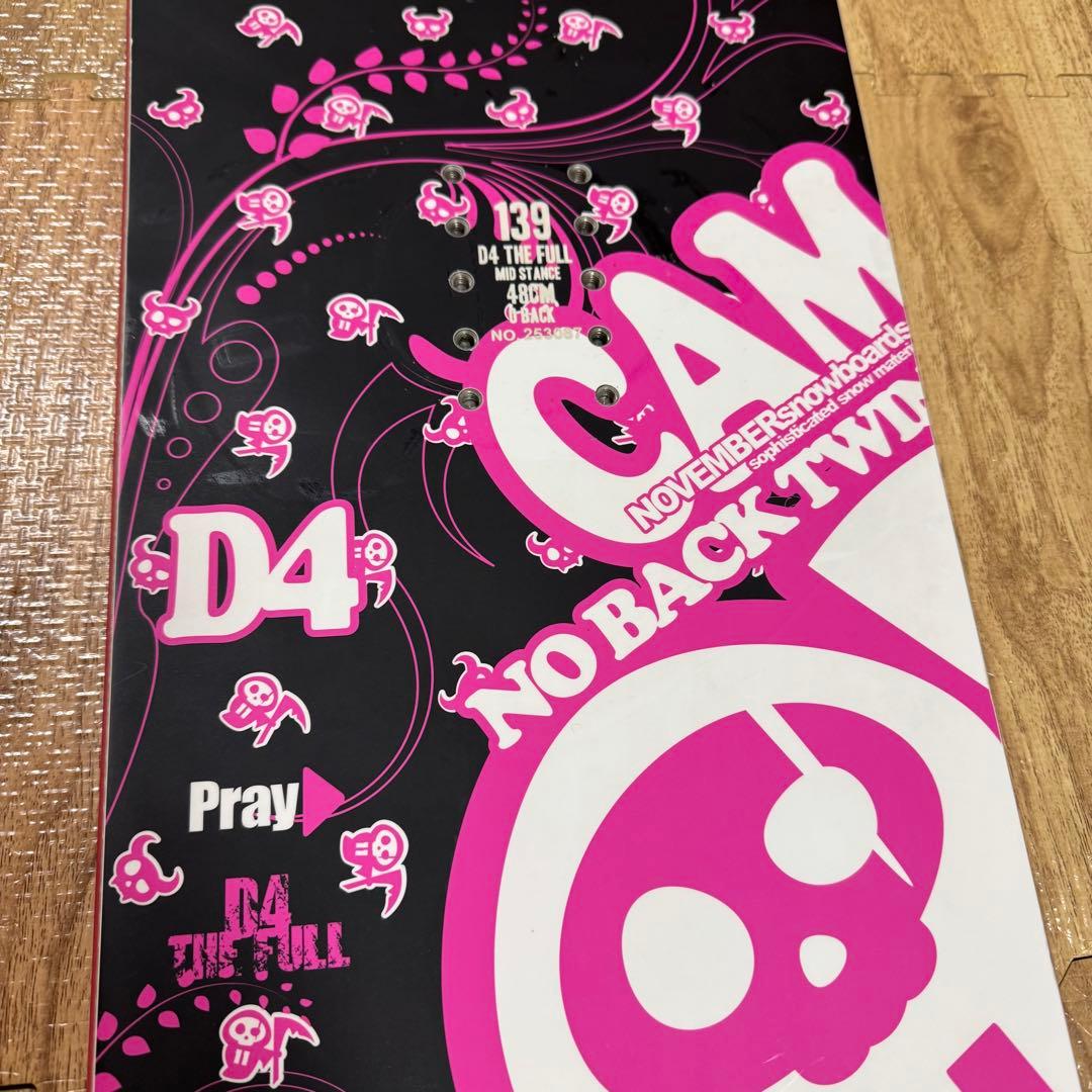 NOVEMBER D4 スノーボード 139cm Wax済み　カワイイ