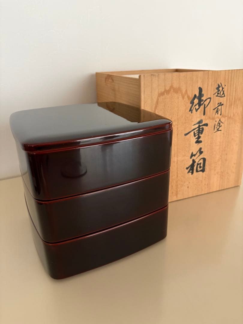 越前漆器　越前塗御重箱（3段重）木箱付　天然木・本漆