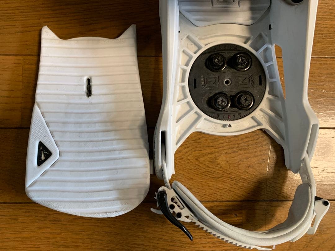 ビンディングNITRO RAMBLER M size 2022-23