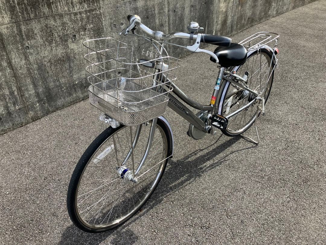 ブリヂストン　アルベルト　26インチ　シルバー　　【引き取り限定】　５段変速