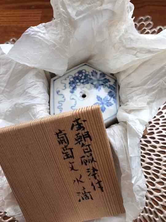 李朝白磁染付　葡萄文水滴　韓青　書道具　美術品　古美術