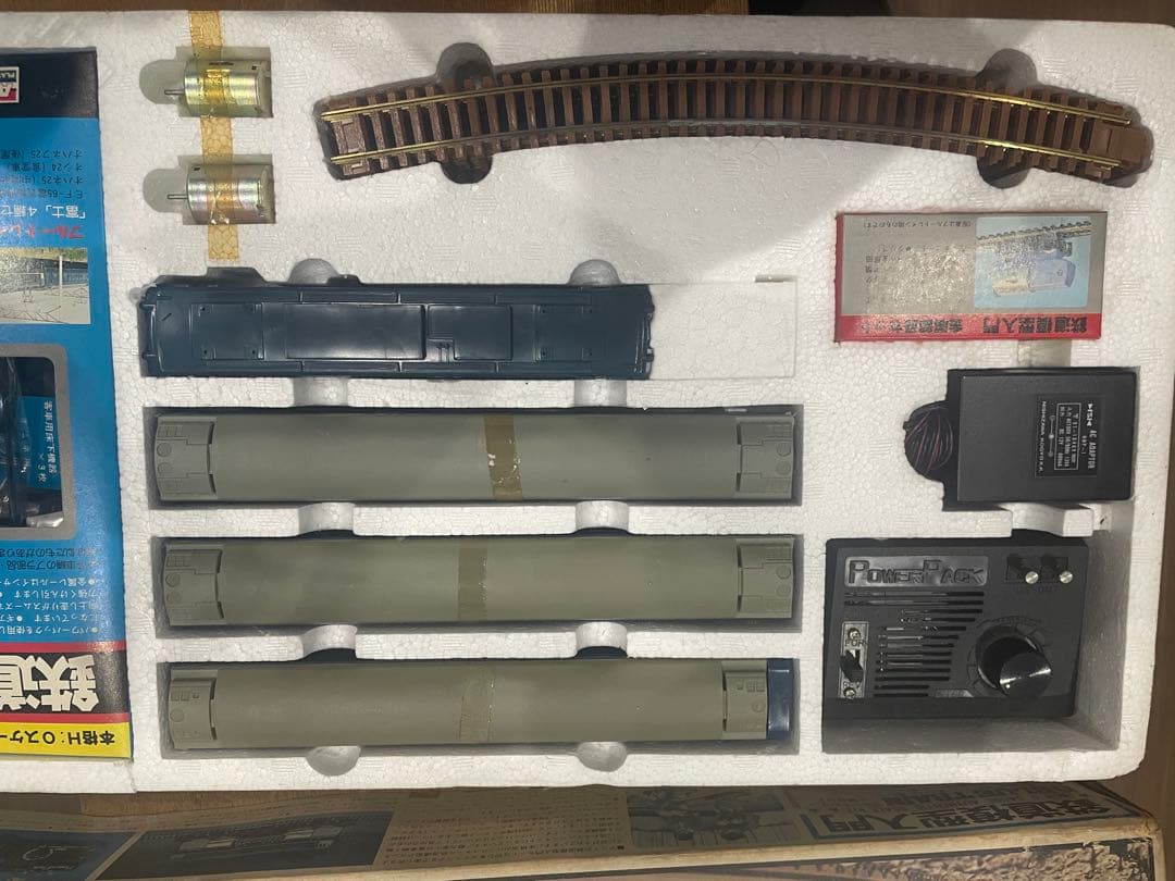 ARII鉄道模型入門キット　ブルートレイン　フジ