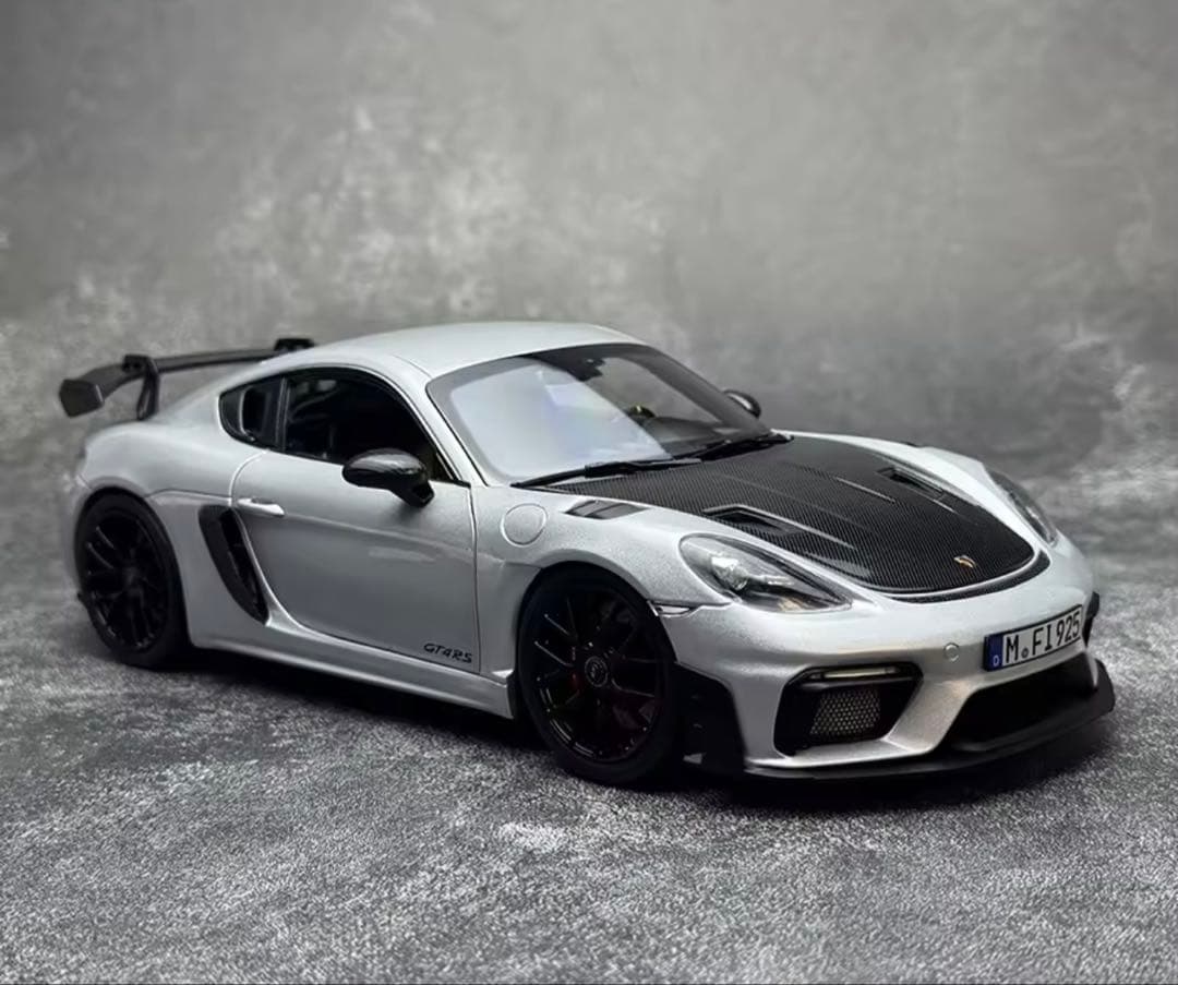 Norev 1/18 2023ポルシェ ケイマン GT4 RSモデルミニカー