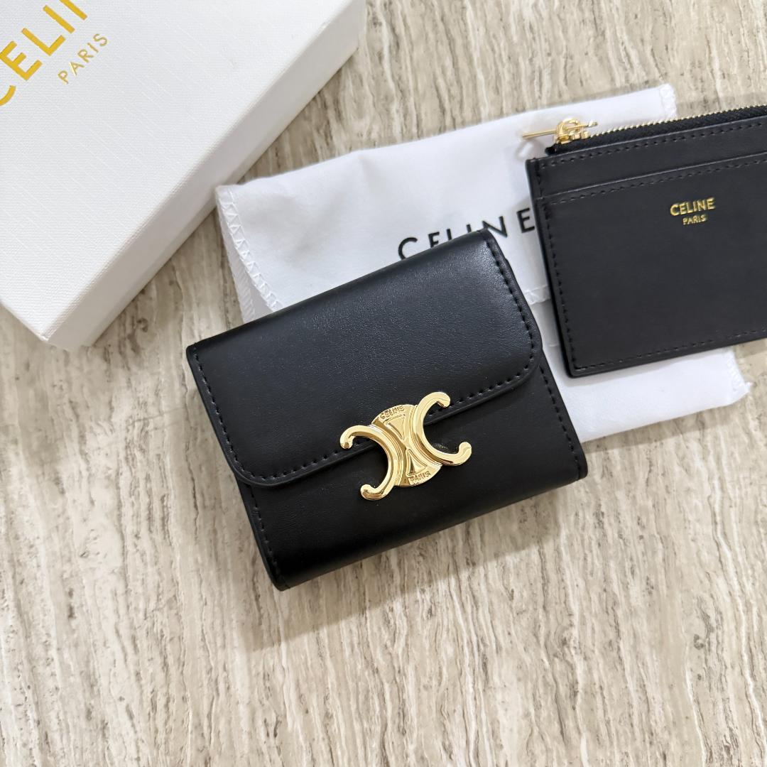 美品ノベルティ　三つ折財布