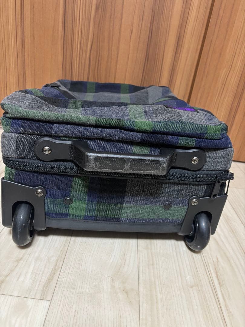 ノースフェイス　キャリーケース