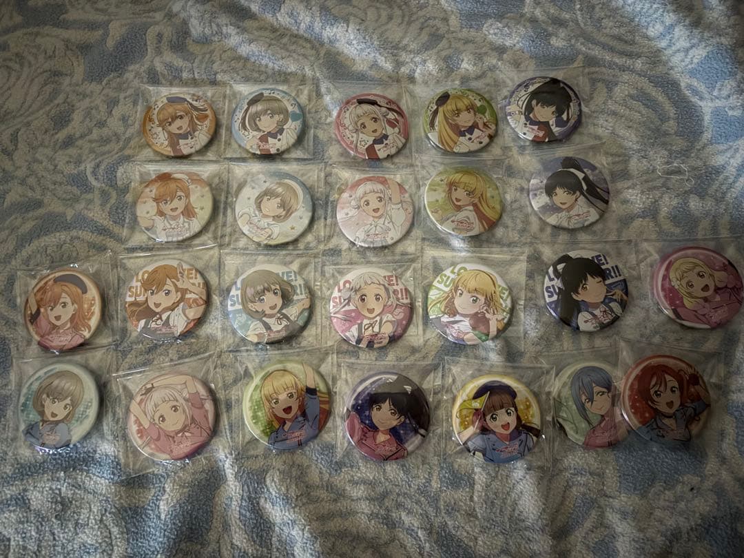 ラブライブ 缶バッジ まとめ売り245個