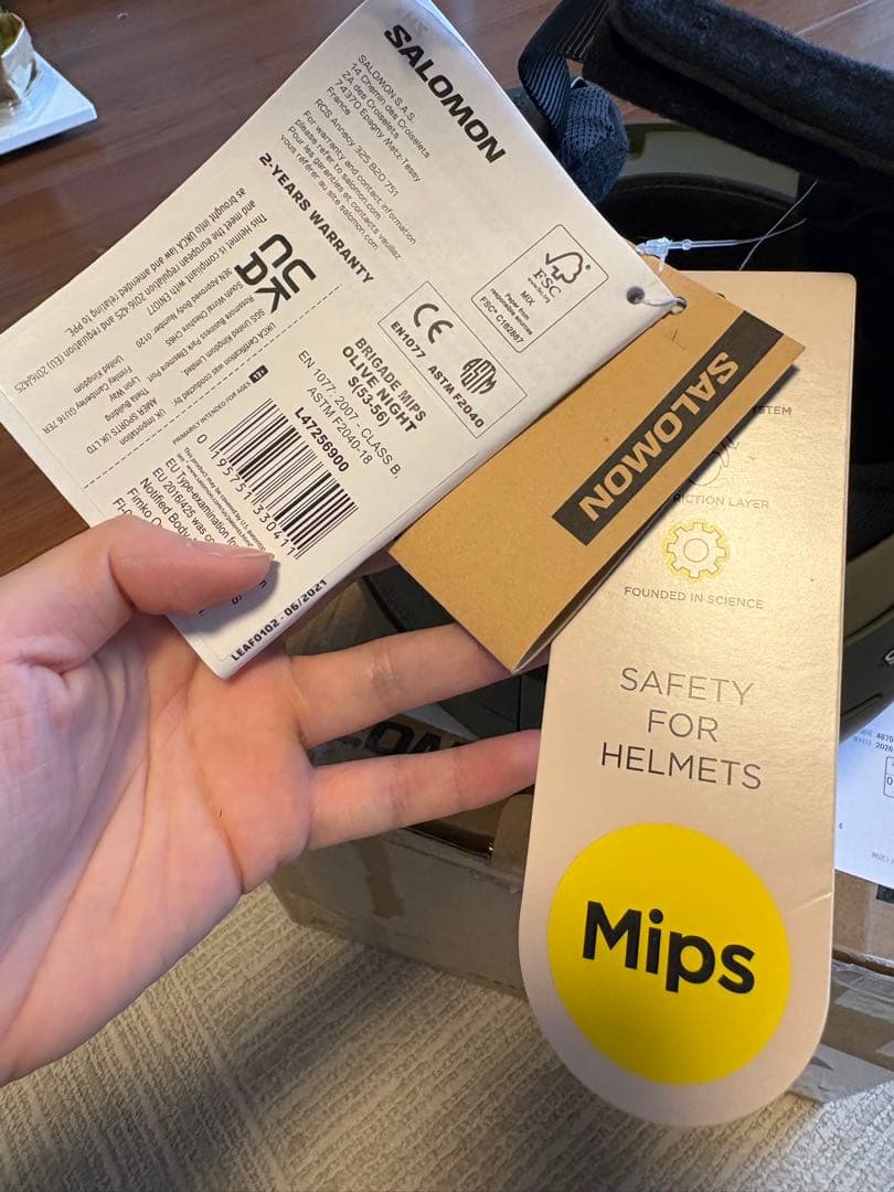 BRIGADE MIPS ヘルメット オリーブ　新品　半額以下