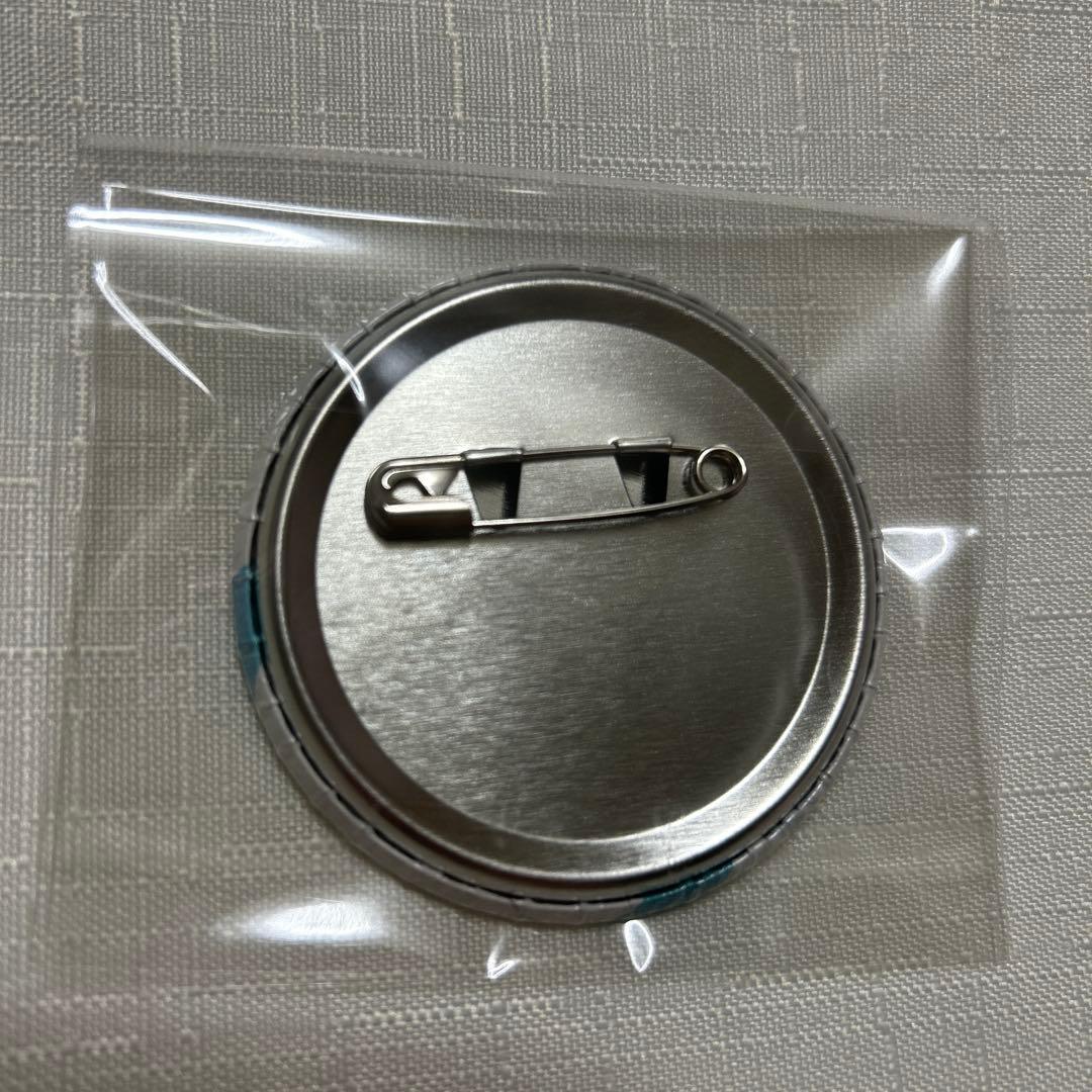 ユーリ on ice アニメ原画缶バッジ 原画 ユーリ