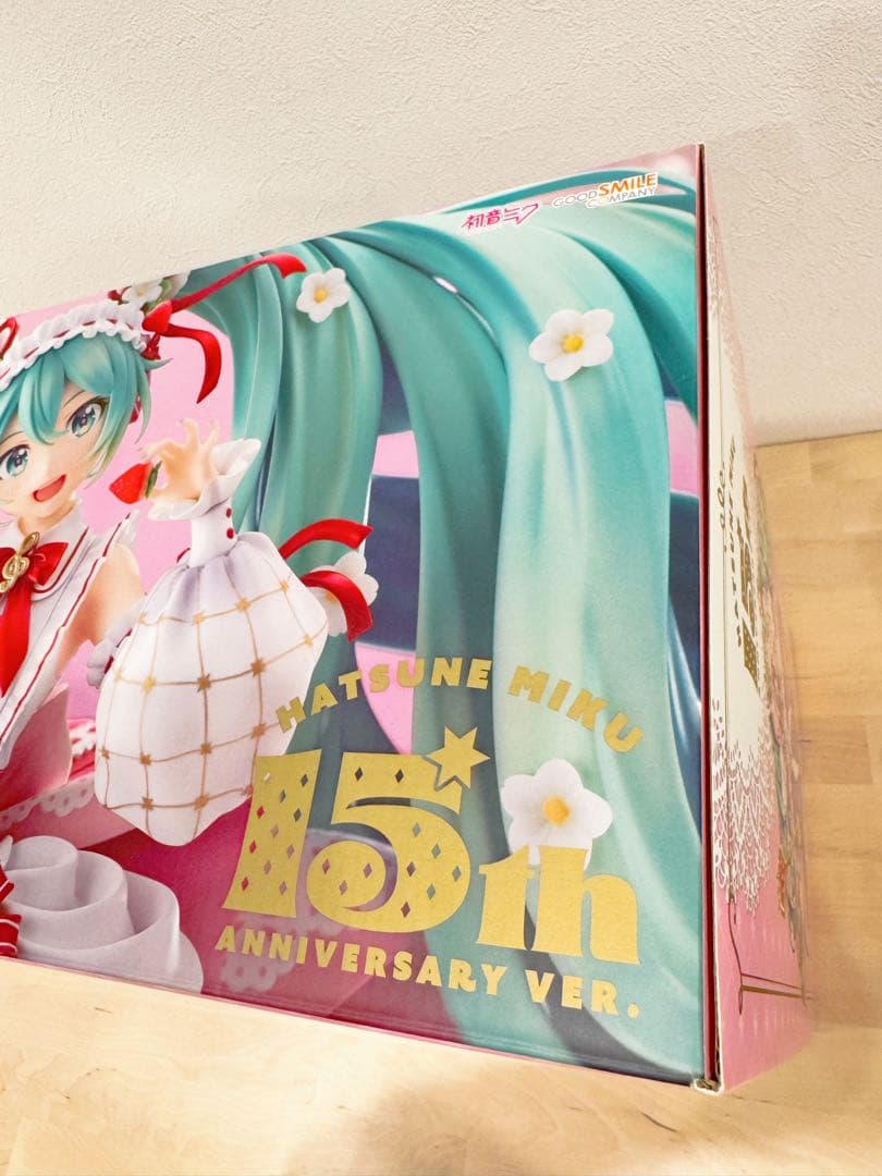 初音ミク 15th Anniversary Ver. 1/7 フィギュア