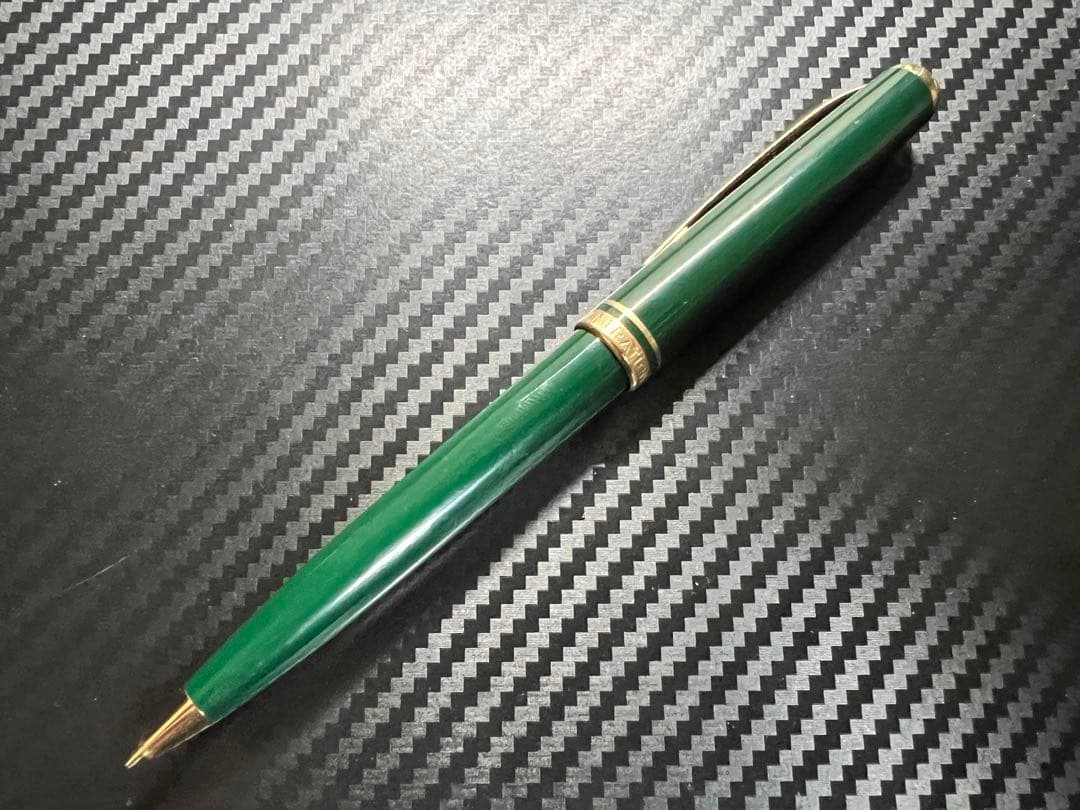 極美品 モンブラン ジェネレーション オリーブグリーン ペンシル 0.5mm