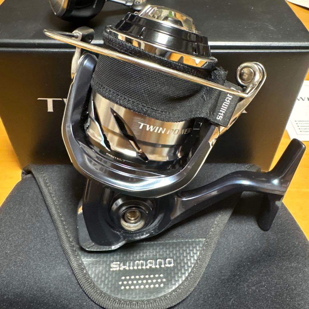 【美品】21ツインパワーSW8000HG《リール袋・オシアPEライン付き》