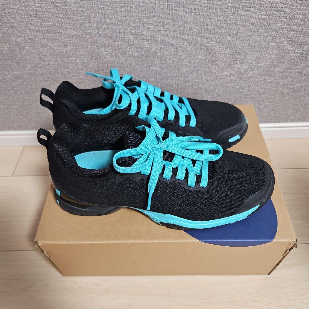 美品Prince テニスシューズ　ツアープロライトオムニコート用 25.5センチ