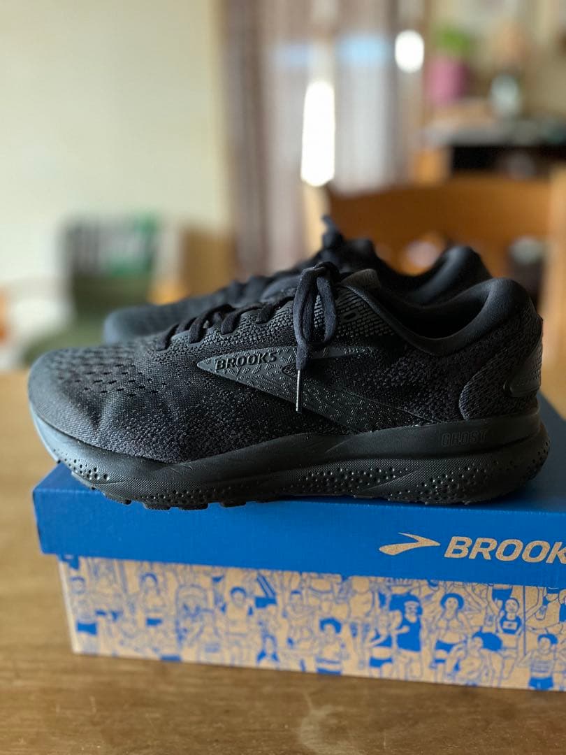 再お値下げ‼️BROOKSブルックス　ゴースト　ワイドサイズ　２５.５センチ